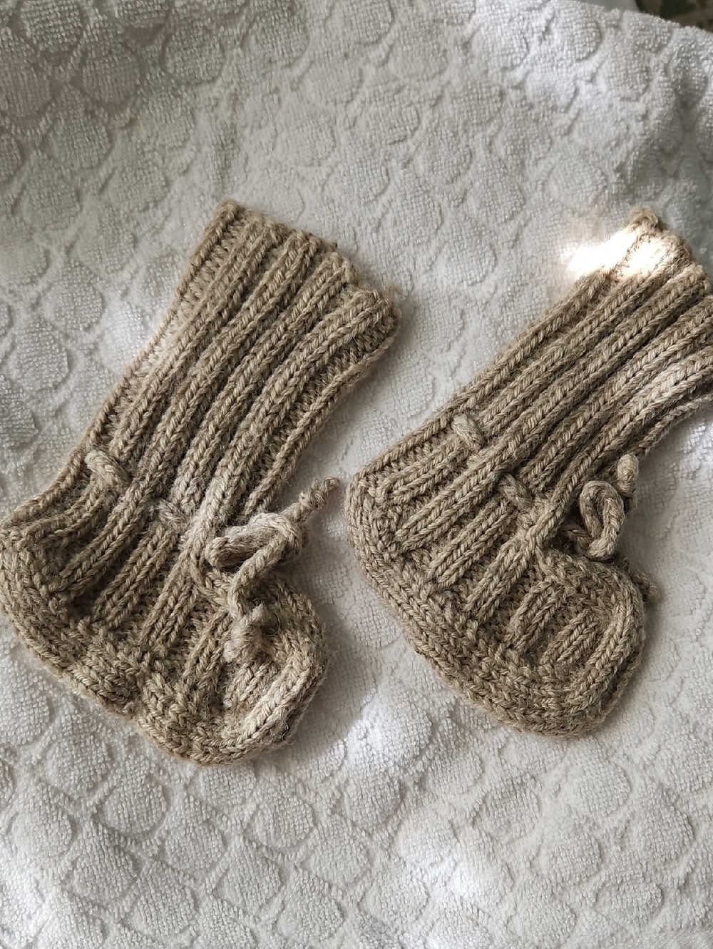 Hand-Knit Baby Booties in Beige - Cozy Newborn Booties Wool